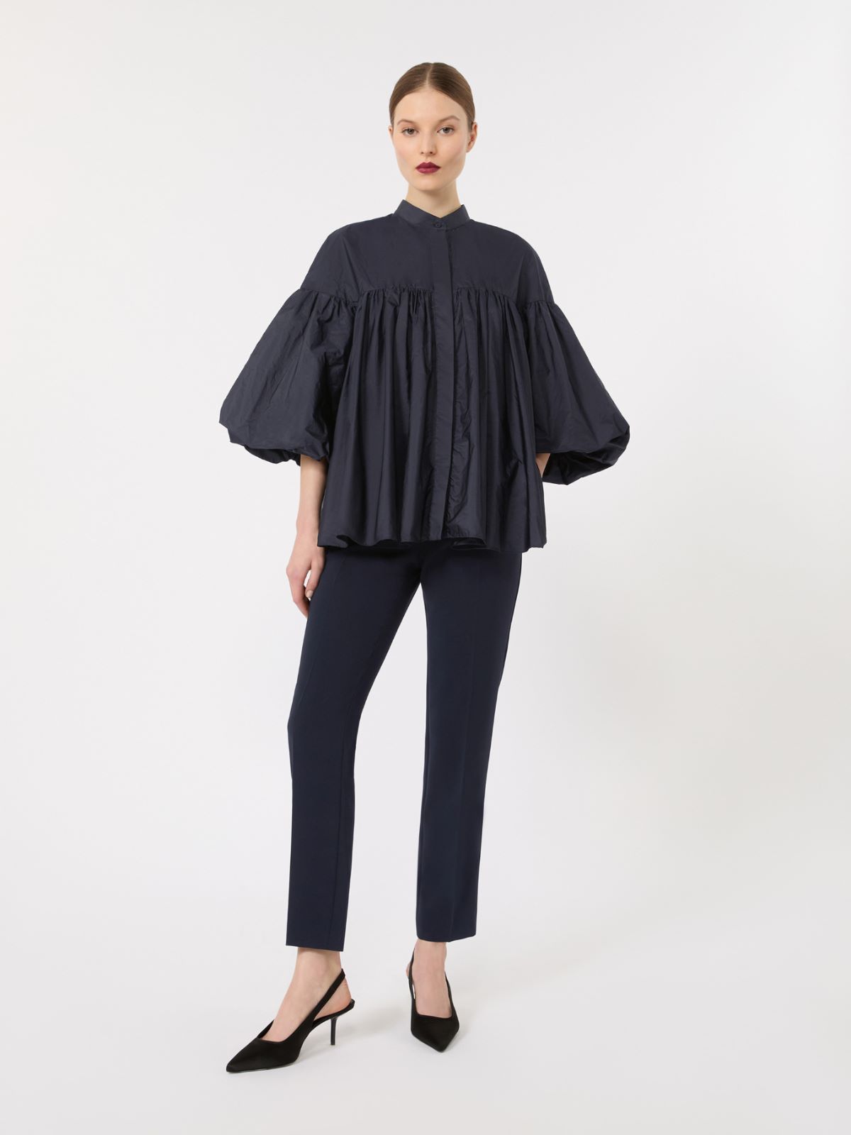 Ausgestellte Hemdbluse aus Taft - ULTRAMARINE