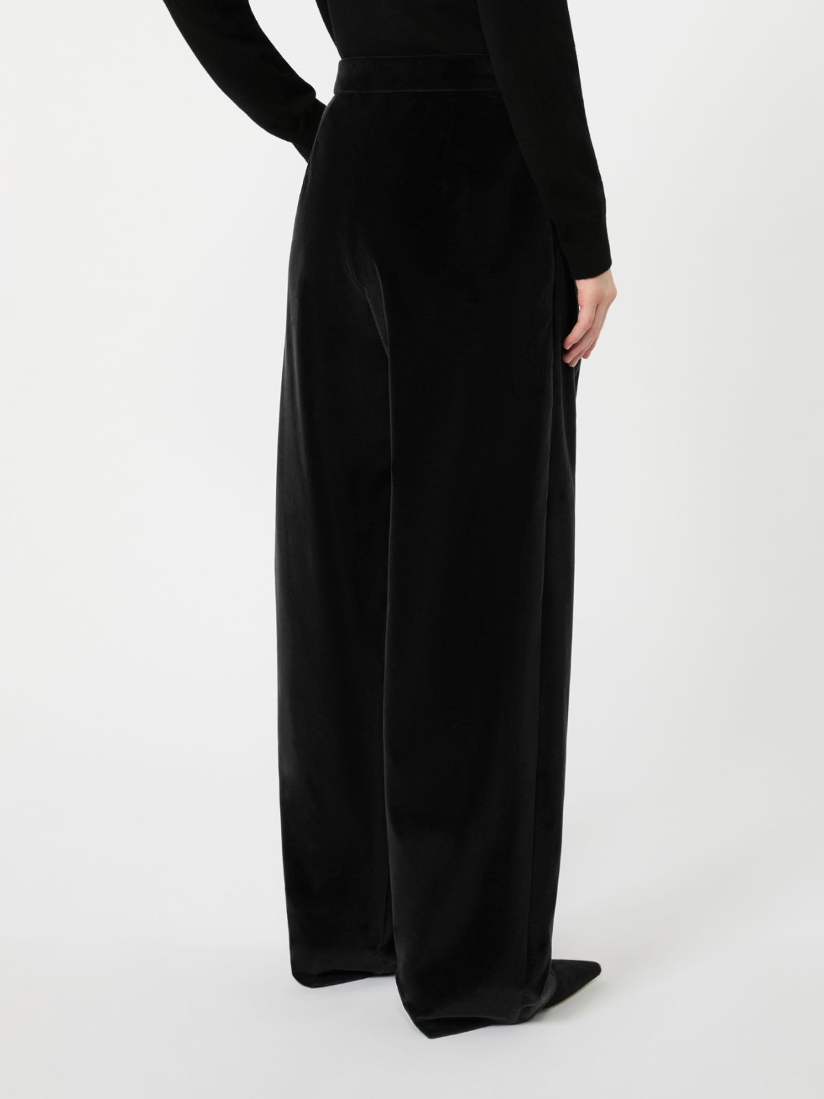Spodnie z gładkiego aksamitu bawełnianego - CZARNY - Max Mara - 3