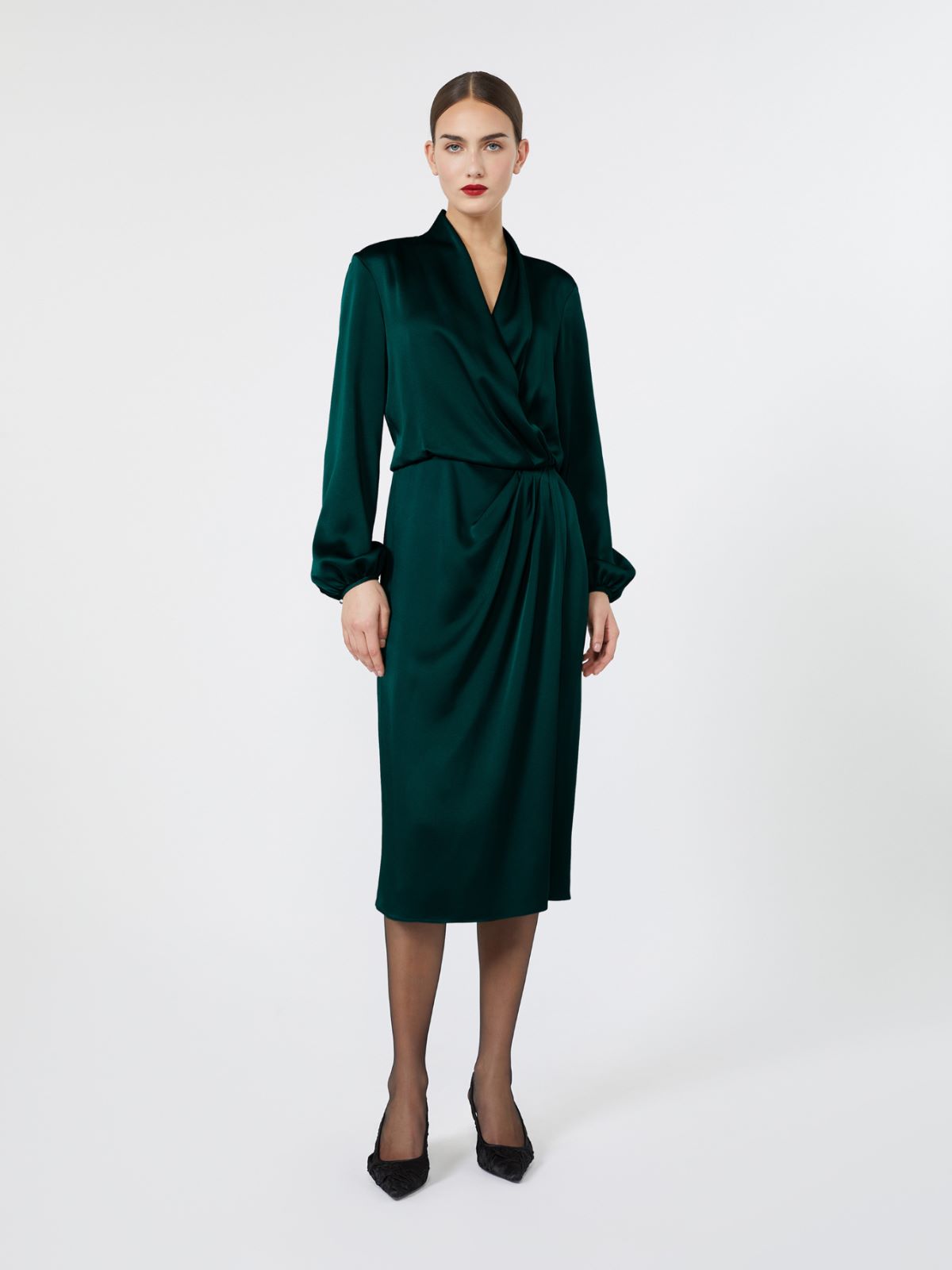 Sukienka z lejącej satyny typu envers - CIEMNOZIELONY - Max Mara - 2