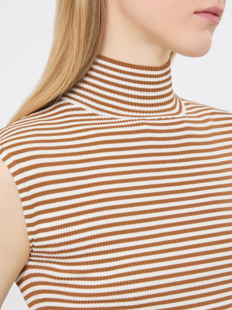Sleeveless viscose crepe polo-neck sweater - CARAMEL - 4