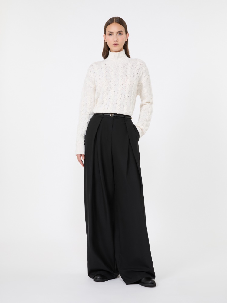 Comfortable wool and cashmere sweater - WHITE