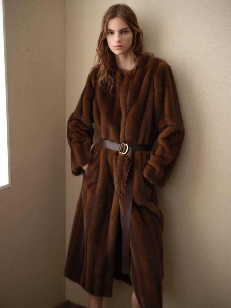 Fluffy-textured long coat + HAZELNUT BROWN - Max Mara