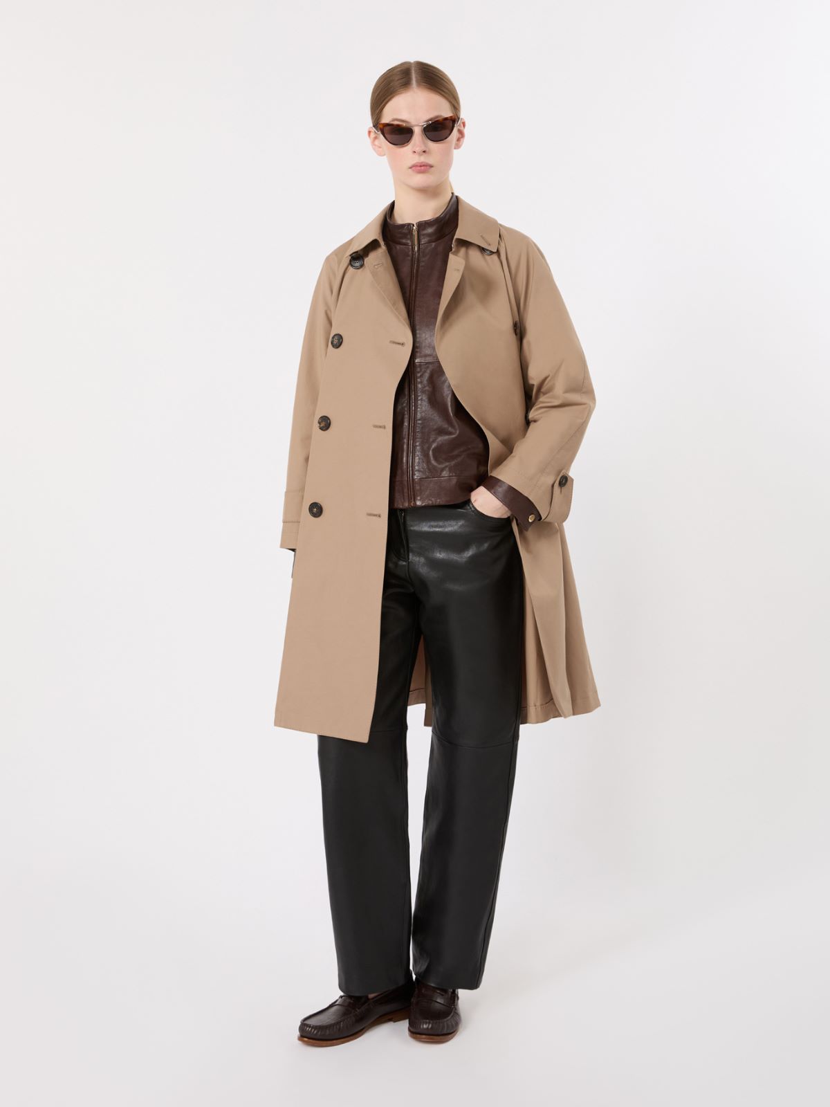 Doppelreihiger Trenchcoat aus wasserabweisendem Twill + KAMEL - Max Mara