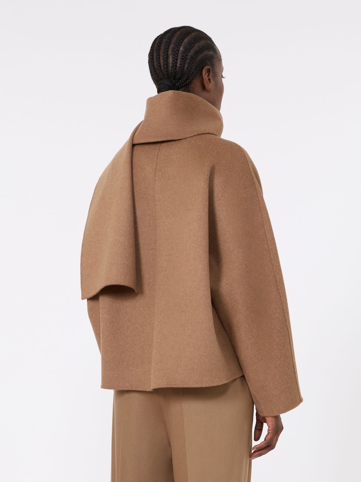 Krótka marynarka z sukna wełnianego - WIELBŁĄDZI - Max Mara - 3