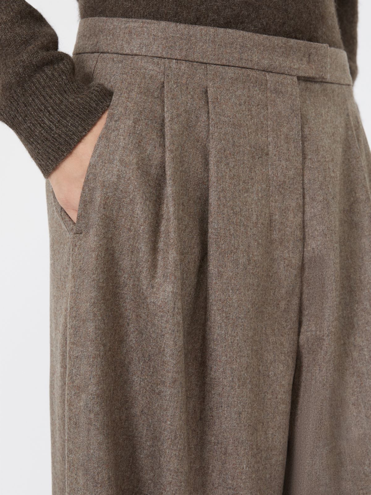 Flared wool flannel trousers - TURTLEDOVE - Max Mara - 4