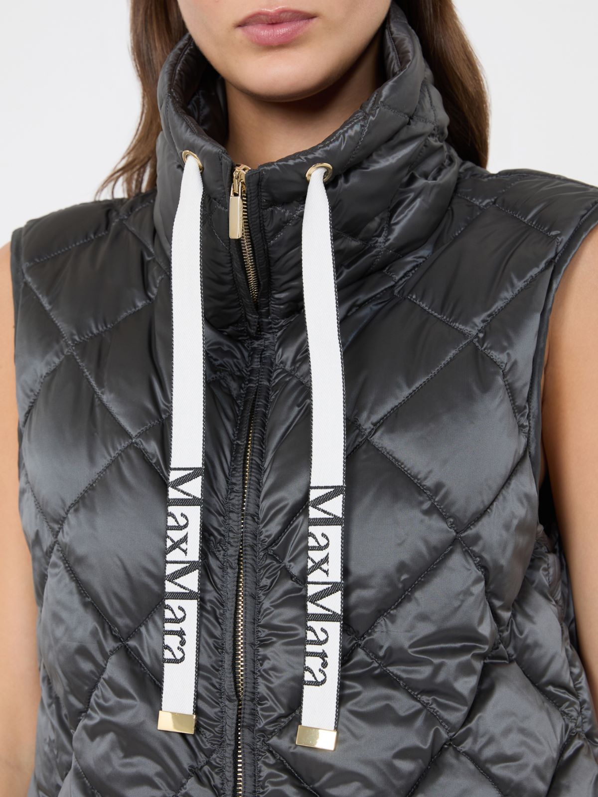 Diamond-patterned water-repellent canvas padded gilet - MEDIUM GREY - Max Mara - 4