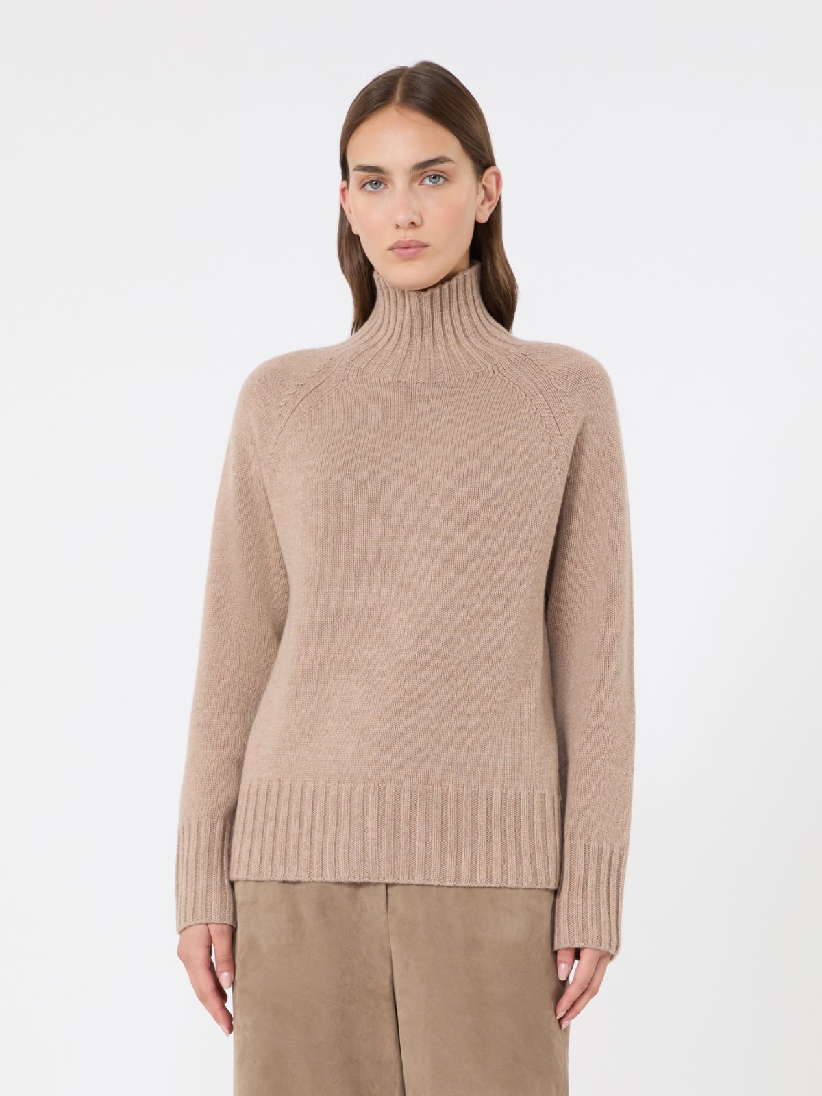 Jersey de cuello alto de hilado de lana y cachemira - ARCILLA - Max Mara - 2