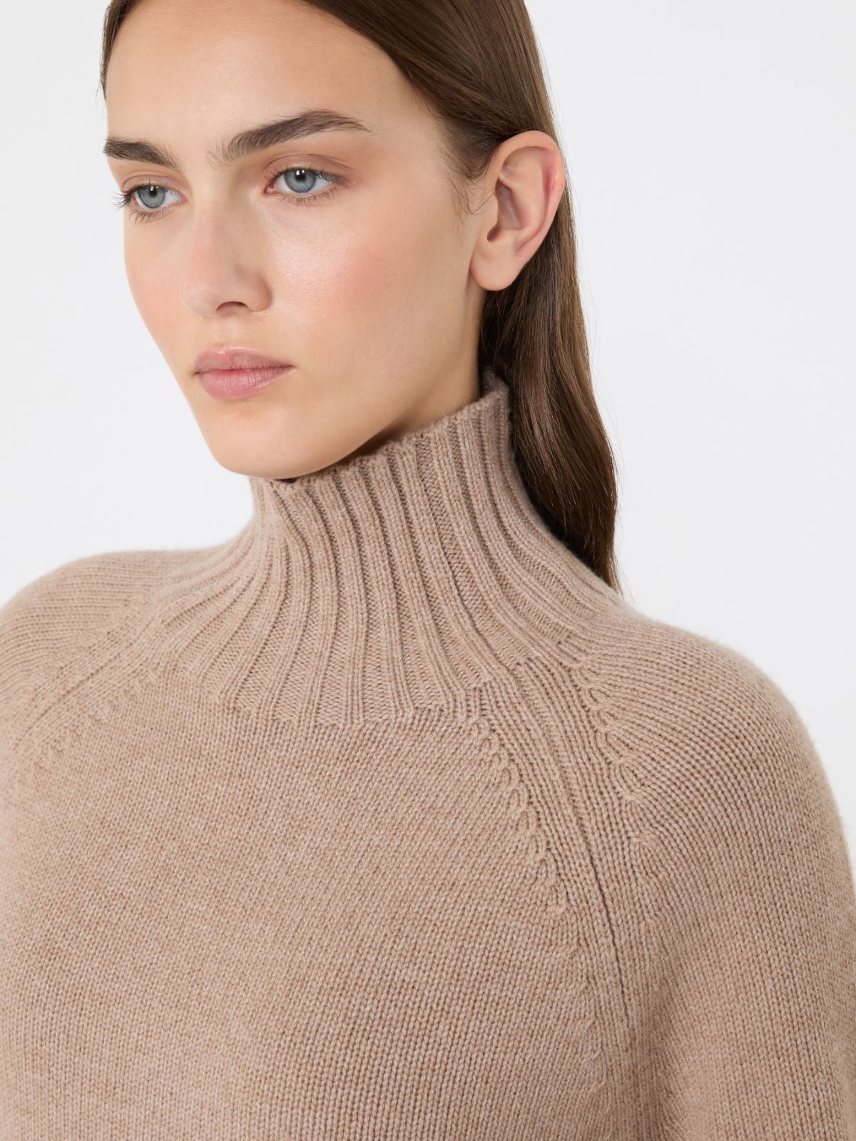 Jersey de cuello alto de hilado de lana y cachemira - ARCILLA - Max Mara - 4