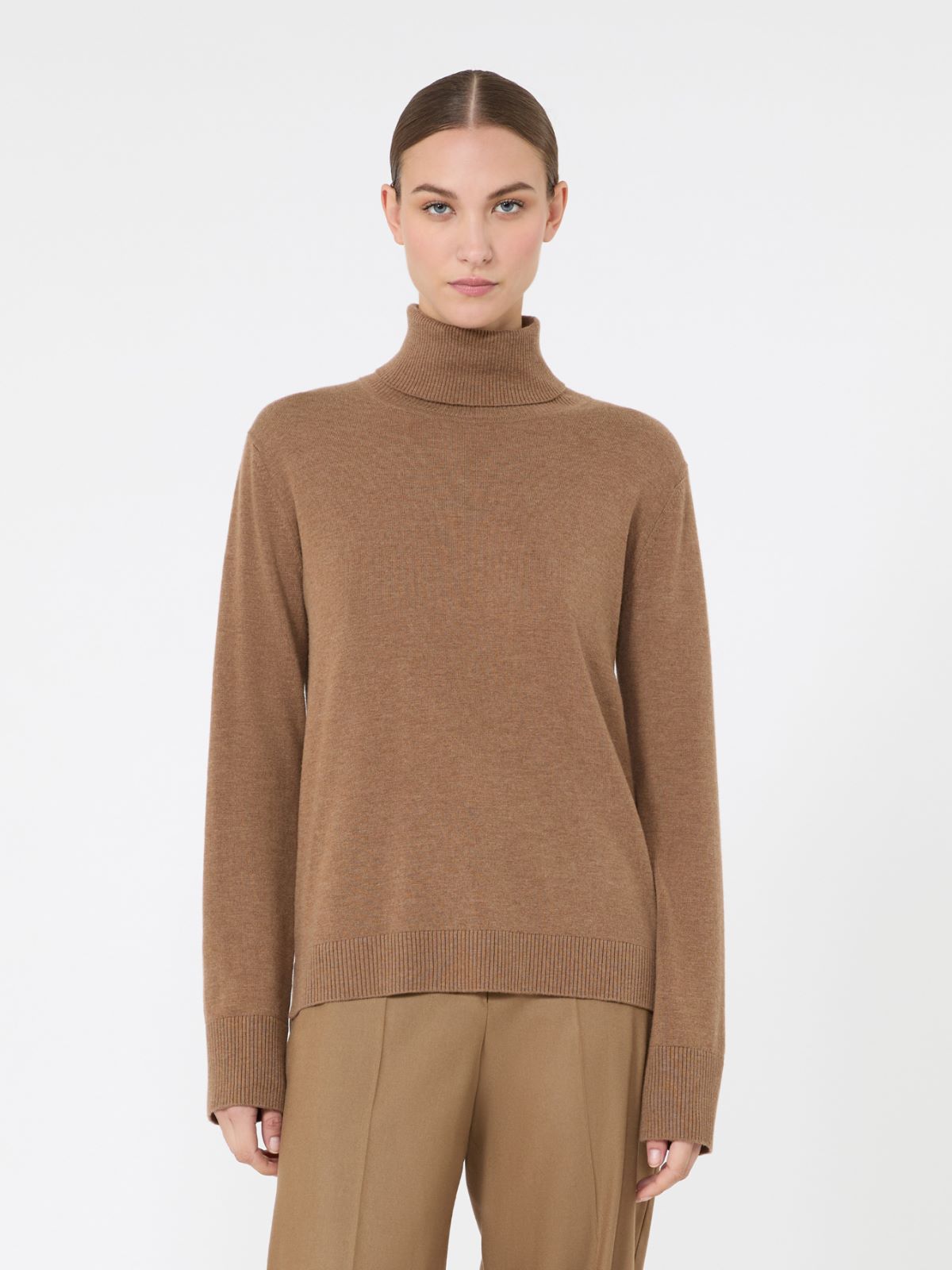 Wool polo-neck sweater with branded patch detail - CAMEL - Max Mara - 2