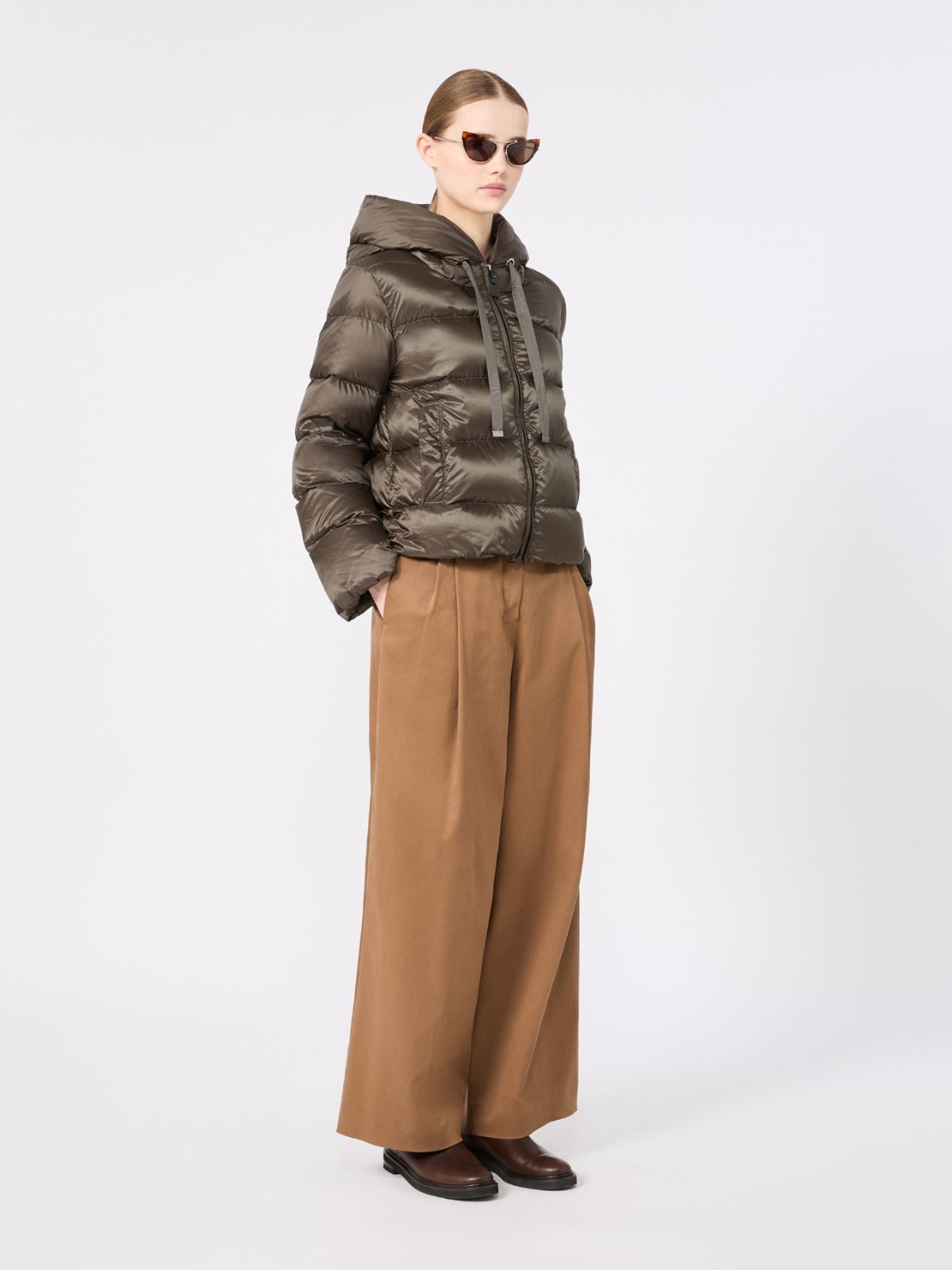 Short water-repellent plain-weave fabric puffer jacket - DARK GREEN - Max Mara
