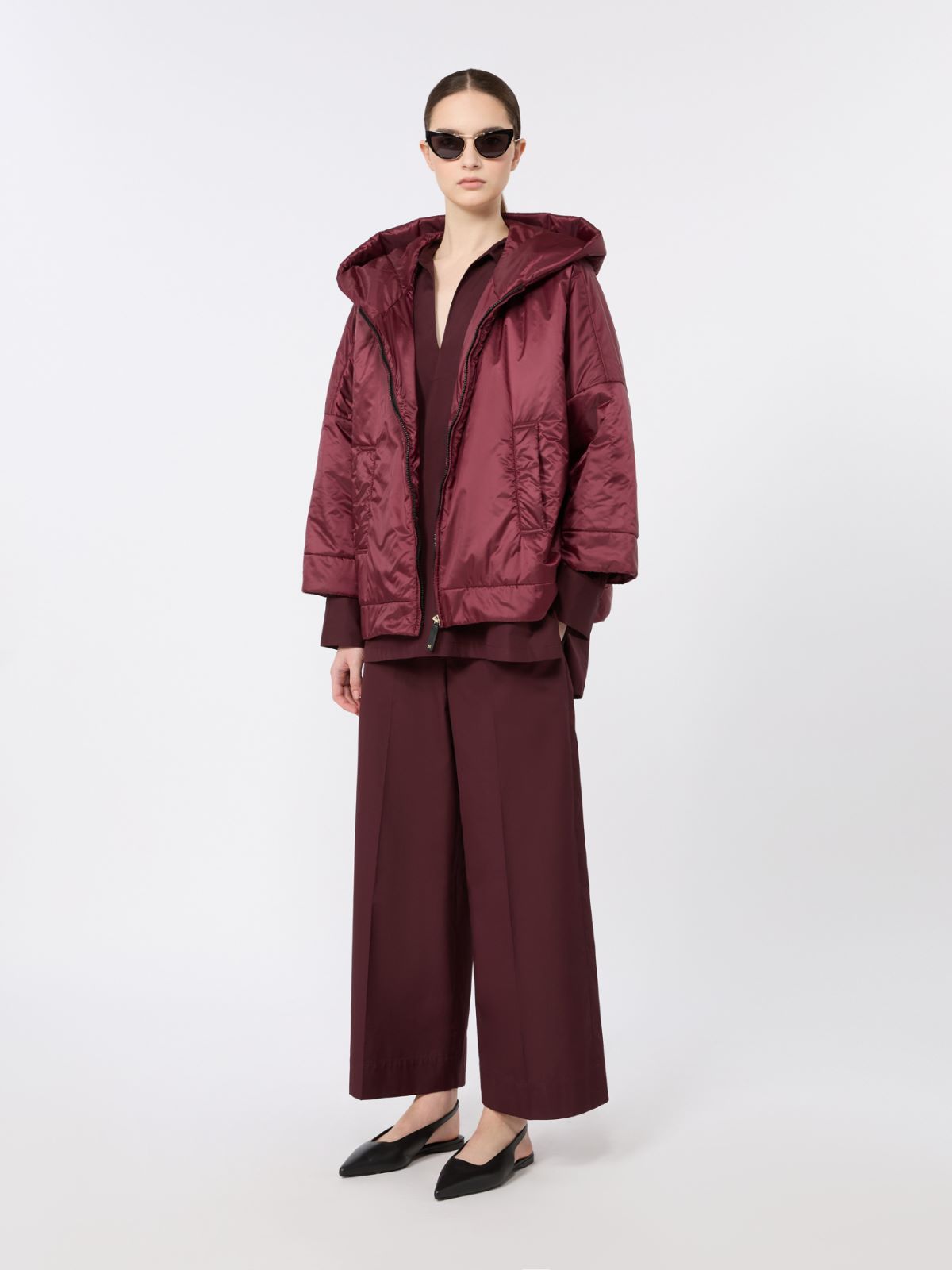 Padded, hooded jacket in water-repellent canvas - RED