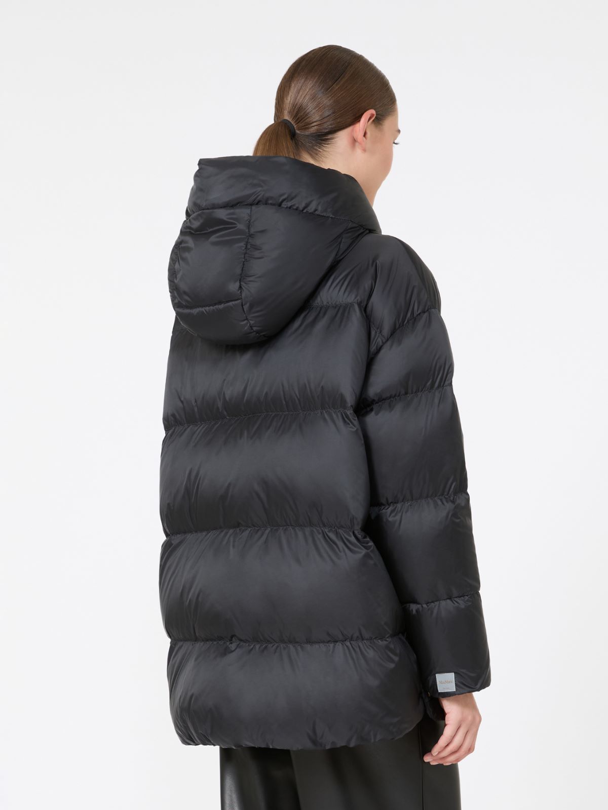 Short roomy puffer jacket in water-repellent fabric - BLACK - Max Mara - 3