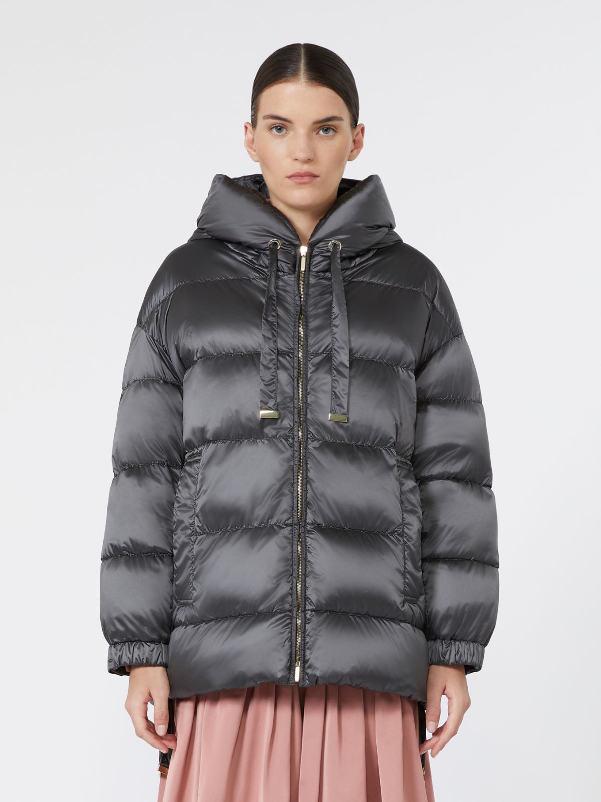 Roomy hooded puffer jacket in water-repellent plain-weave fabric - MEDIUM GREY - Max Mara - 2