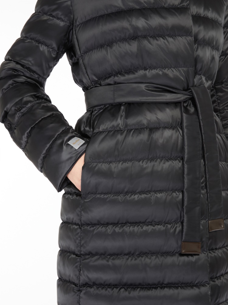 Reversible down jacket in water-repellent satin - BLACK - 4
