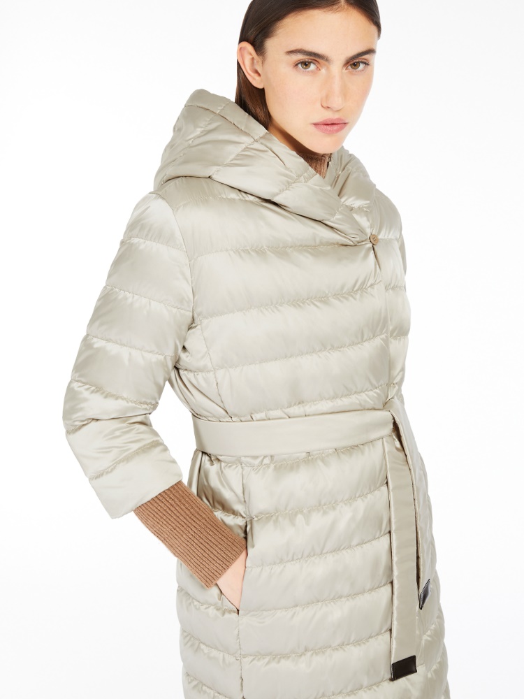 Reversible down jacket in water-repellent satin - LIGHT - 4