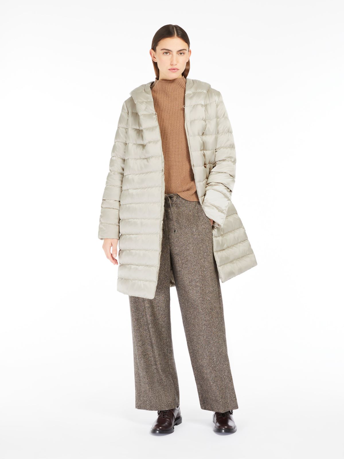 Reversible down jacket in water-repellent satin - LIGHT