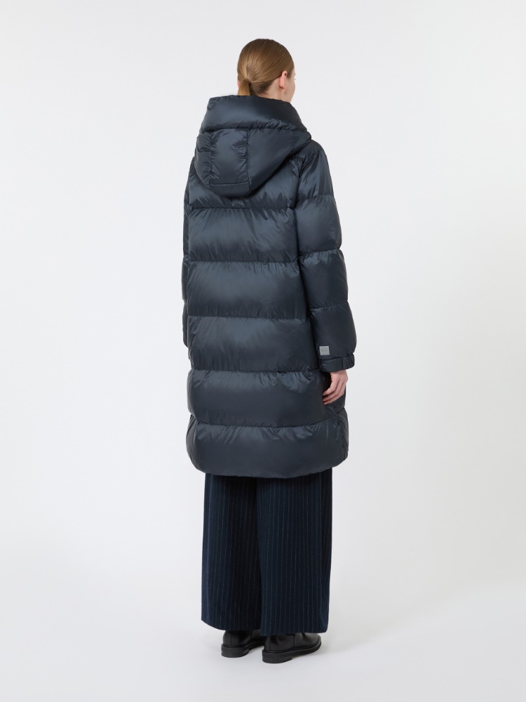 Szeroka pikowana kurtka midi z wodoodpornej tkaniny - CIEMNOGRANATOWY - Max Mara - 3