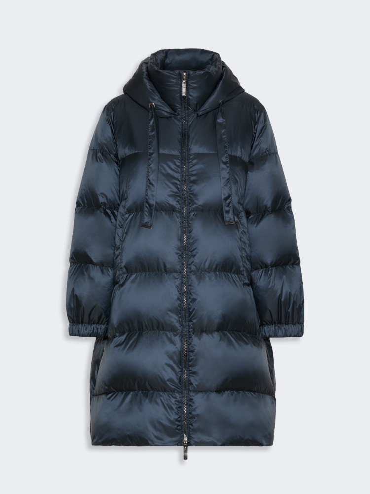 Szeroka pikowana kurtka midi z wodoodpornej tkaniny - CIEMNOGRANATOWY