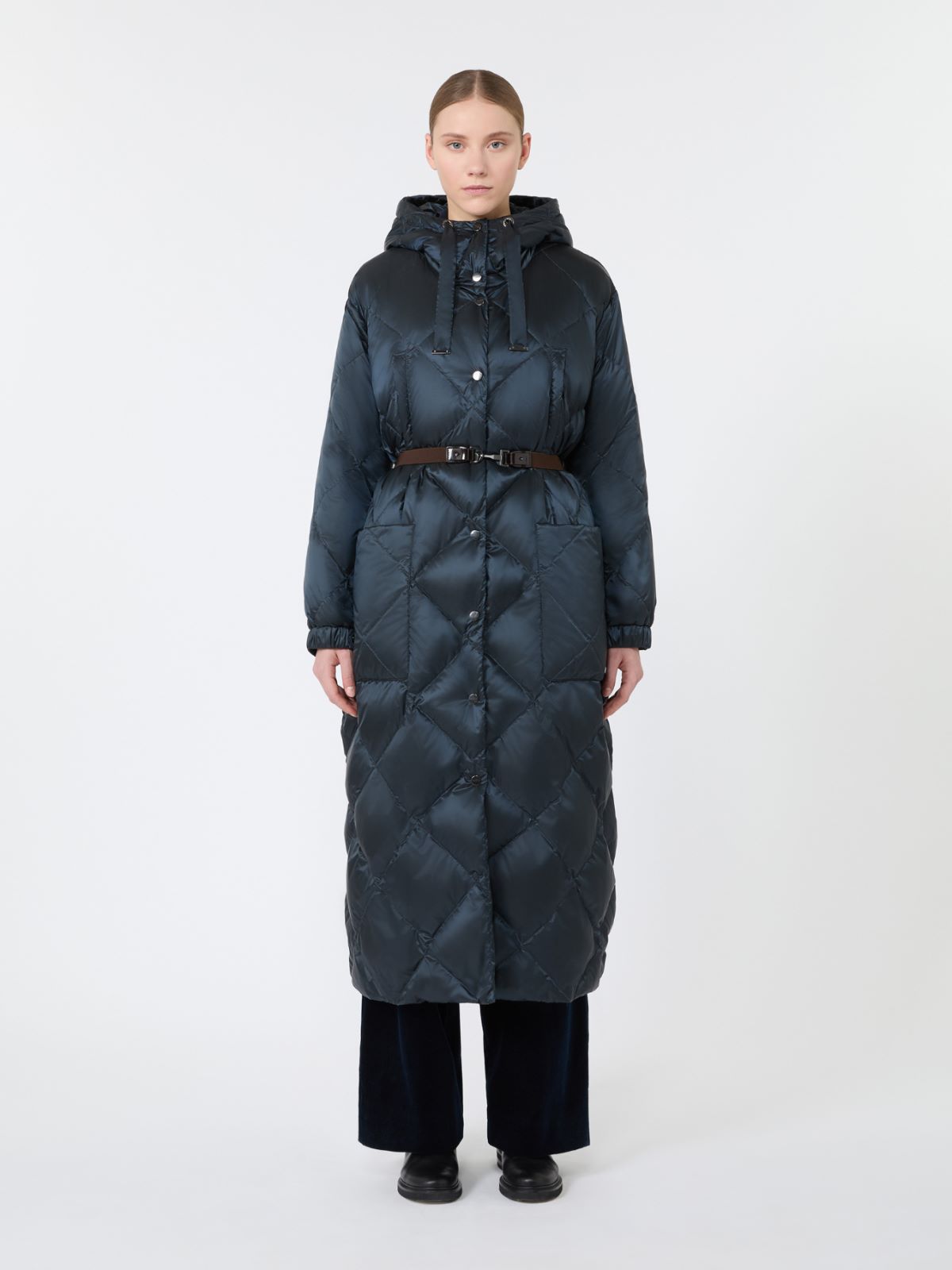 Długa pikowana kurtka z tkaniny wodoodpornej - CIEMNOGRANATOWY - Max Mara - 2